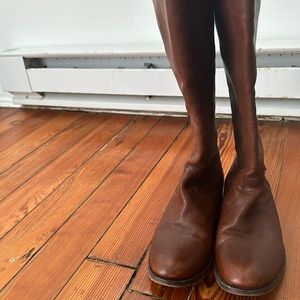 Frye Melissa Button Back Zip Brown Cognac Boots